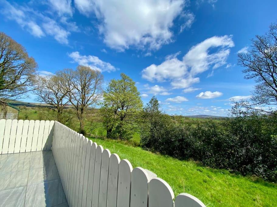 Mill Farm Retreat Villa Gortin ภายนอก รูปภาพ